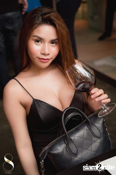 Tasty Tuesdays - Models Night at 8 On Eleven — photo 40