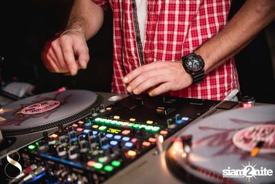 Tasty Tuesdays - Models Night at 8 On Eleven — photo 72