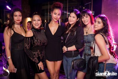 Wild Wednesdays at 8 on eleven — photo 47