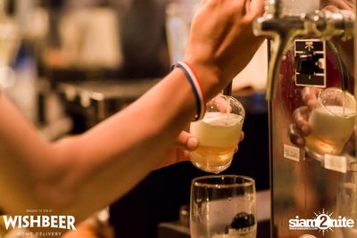 Pasteur Street Brewing Tap Takeover ที่ วิชเบียร์ โฮม บาร์ — photo 30