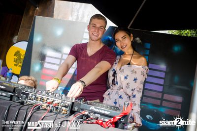 Westin Pool Party ที่โรงแรม เดอะ เวสทิน แกรนด์ — photo 2