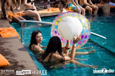 Westin Pool Party ที่โรงแรม เดอะ เวสทิน แกรนด์ — photo 13