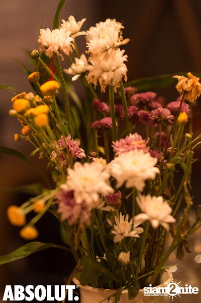 Woodstock, Happy as a Hippie at Le Café des Stagiaires — photo 45