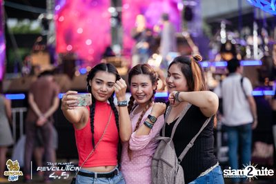 Singha Light pres. Blue Planet Revolution 4.5 at Airport Link Makkasan (Album 2) — photo 38