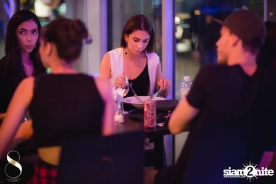 Tasty Tuesdays - Models Night at 8 On Eleven — photo 6