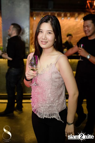 Wild Wednesdays at 8 on eleven — photo 25
