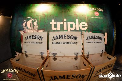 Jameson on the rock ที่ ไลฟ์ อาร์ซีเอ — photo 9