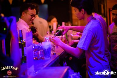Jameson on the rock ที่ ไลฟ์ อาร์ซีเอ — photo 36