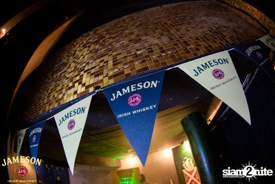 Jameson on the rock ที่ ไลฟ์ อาร์ซีเอ — photo 41