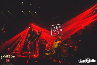Jameson on the rock ที่ ไลฟ์ อาร์ซีเอ — photo 73