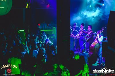 Jameson on the rock ที่ ไลฟ์ อาร์ซีเอ — photo 143