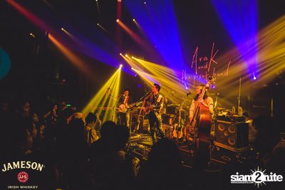 Jameson on the rock ที่ ไลฟ์ อาร์ซีเอ — photo 150