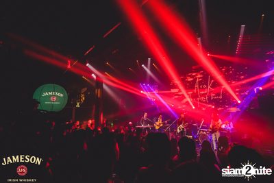 Jameson on the rock ที่ ไลฟ์ อาร์ซีเอ — photo 158