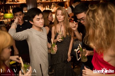 One more time: DJ Luck-E ที่ ฮาวาน่า โซเชียล — photo 27