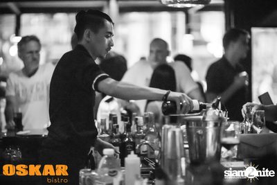 Num T-Bone Live ที่ ออสการ์ บิสโทร — photo 84
