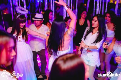 White Party Theme Night ที่ Spasso — photo 69