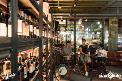 Saturday Night at Wine Republic Thonglor — photo 2