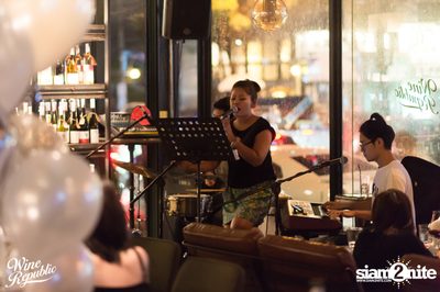 Saturday Night at Wine Republic Thonglor — photo 6