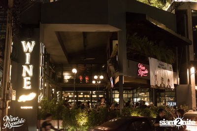 Saturday Night at Wine Republic Thonglor — photo 9