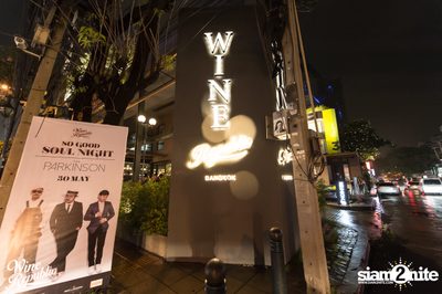 Saturday Night at Wine Republic Thonglor — photo 10