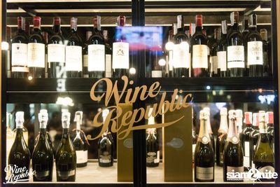 Saturday Night at Wine Republic Thonglor — photo 14