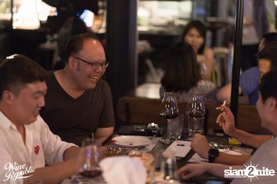 Saturday Night at Wine Republic Thonglor — photo 24