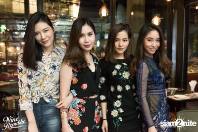 Saturday Night at Wine Republic Thonglor — photo 31