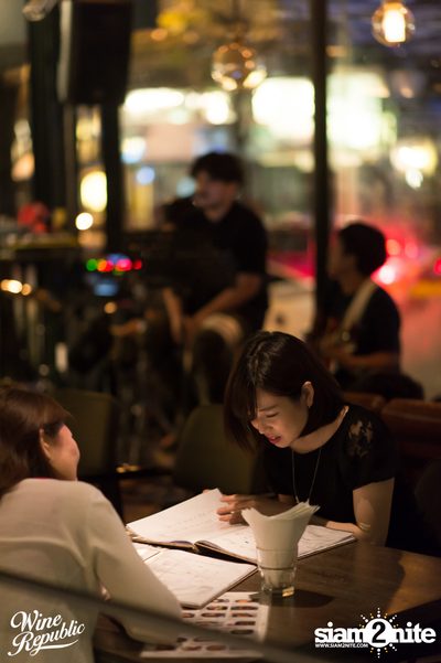 Saturday Night at Wine Republic Thonglor — photo 95