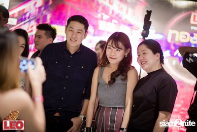 Leo presents Thonglor Len Sod at Central World (Album 1) — photo 3