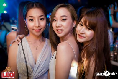 Leo presents Thonglor Len Sod at Central World (Album 1) — photo 120