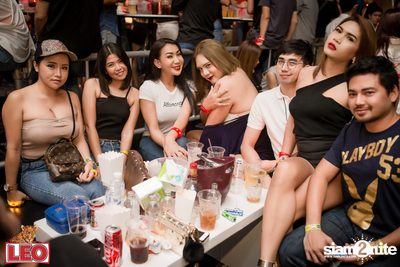 Leo presents Thonglor Len Sod at Central World (Album 1) — photo 126