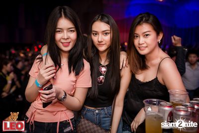 Leo presents Thonglor Len Sod at Central World (Album 1) — photo 134