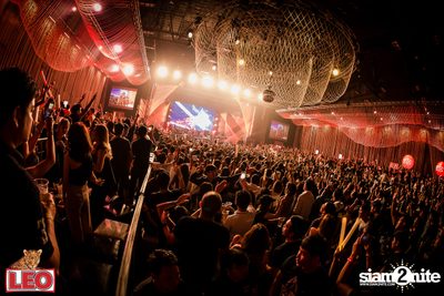 Leo presents Thonglor Len Sod at Central World (Album 1) — photo 154