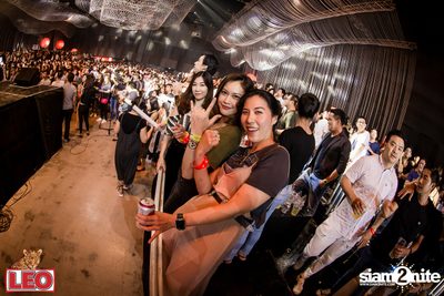 Leo presents Thonglor Len Sod at Central World (Album 1) — photo 157