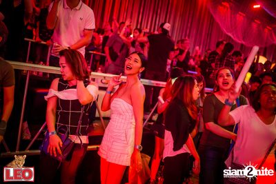 Leo presents Thonglor Len Sod at Central World (Album 1) — photo 233