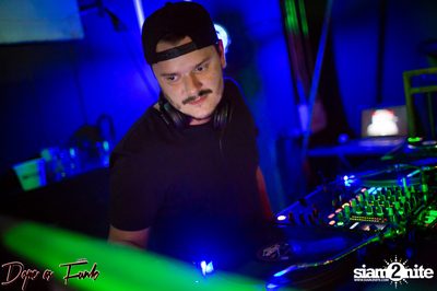 Dope as Funk: Chok Dee at Whiteline — photo 79