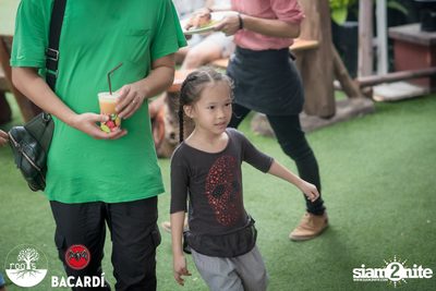 งาน Friends of Friends Afternoon Session ที่ รูทส์ — photo 5