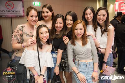 Leo presents Thonglor Len Sod at Central World (Album 2) — photo 6