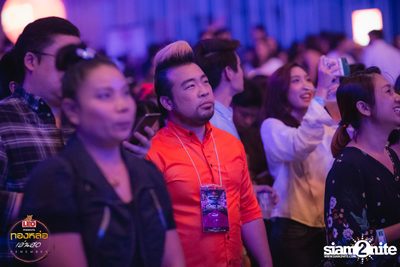 Leo presents Thonglor Len Sod at Central World (Album 2) — photo 24