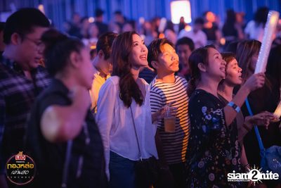 Leo presents Thonglor Len Sod at Central World (Album 2) — photo 27