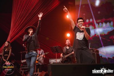 Leo presents Thonglor Len Sod at Central World (Album 2) — photo 32