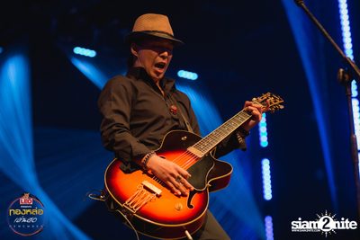 Leo presents Thonglor Len Sod at Central World (Album 2) — photo 68