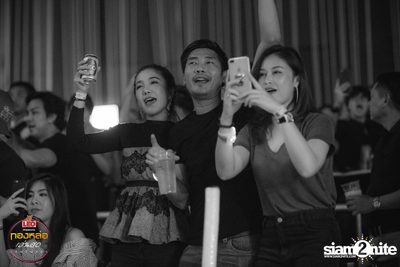 Leo presents Thonglor Len Sod at Central World (Album 2) — photo 76