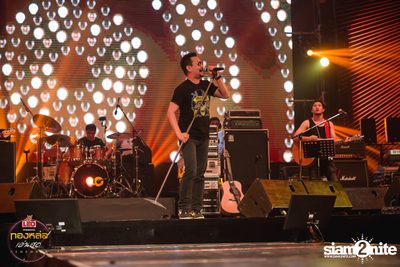 Leo presents Thonglor Len Sod at Central World (Album 2) — photo 102