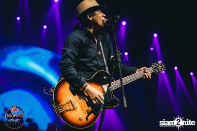 Leo presents Thonglor Len Sod at Central World (Album 3) — photo 23