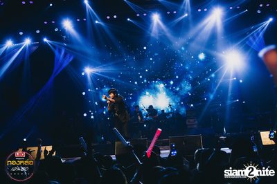Leo presents Thonglor Len Sod at Central World (Album 3) — photo 29