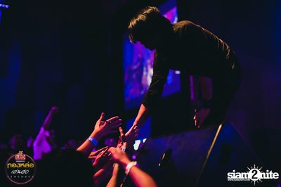Leo presents Thonglor Len Sod at Central World (Album 3) — photo 94