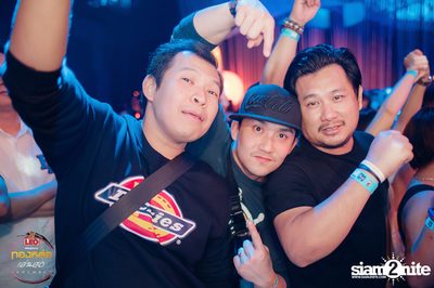 Leo presents Thonglor Len Sod at Central World (Album 3) — photo 103
