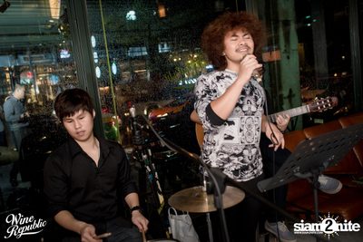 Saturday Night at Wine Republic Thonglor — photo 3