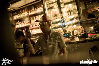 Saturday Night at Wine Republic Thonglor — photo 5